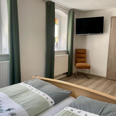 קורורט גוריש Ferienwohnung "Am Kirchsteig" מראה חיצוני תמונה