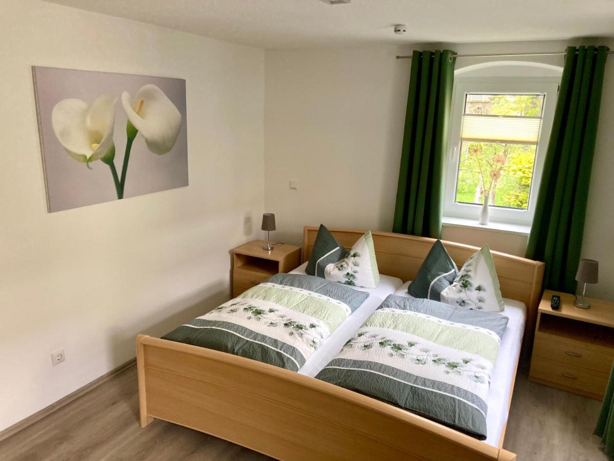 קורורט גוריש Ferienwohnung "Am Kirchsteig" מראה חיצוני תמונה